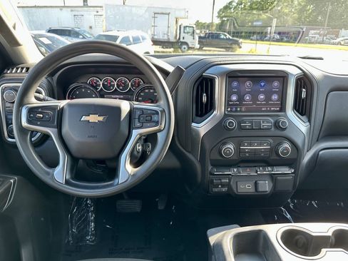 Used 2020 Chevrolet Silverado 2500 LT w/ Z71 Off-Road Package AWD/4WD image 21