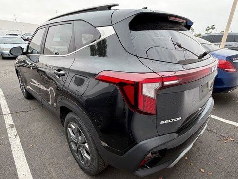 Used 2024 Kia Seltos S image 4