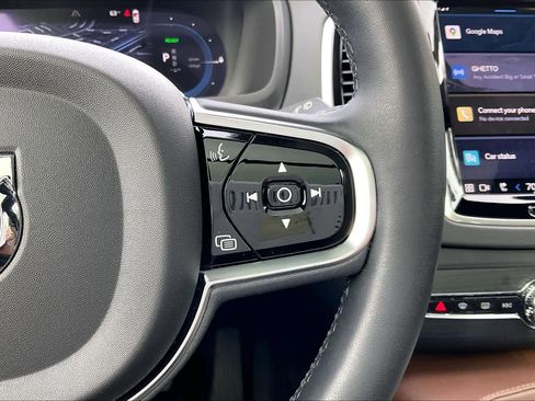 Used 2023 Volvo XC90 T8 Ultimate image 22