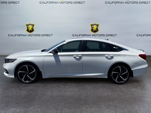 Used 2022 Honda Accord Sport image 2