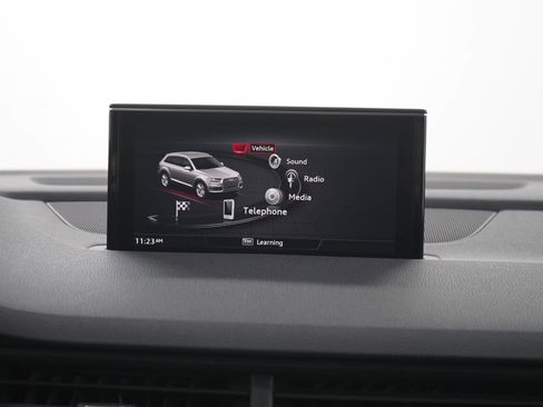 Used 2017 Audi Q7 3.0T Premium Plus AWD/4WD image 21