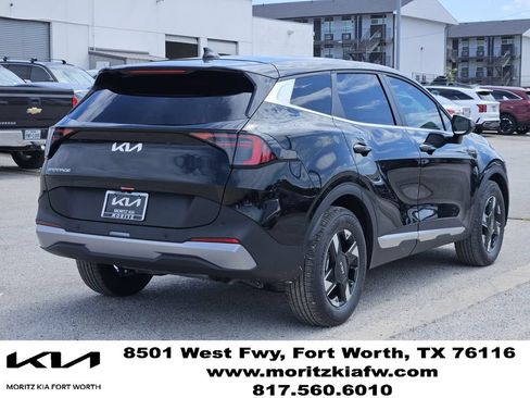 New 2026 Kia Sportage LX FWD image 3