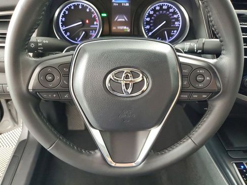 Used 2020 Toyota Camry SE image 20