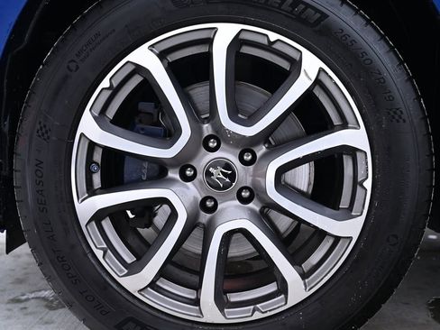 Used 2020 Maserati Levante image 56