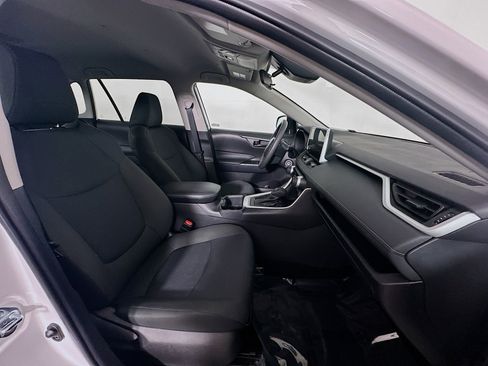 Used 2025 Toyota RAV4 LE image 30