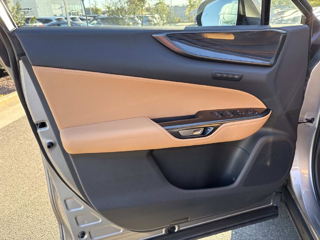 Used 2025 Lexus NX 350 AWD w/ Accessory Package (2T) image 9