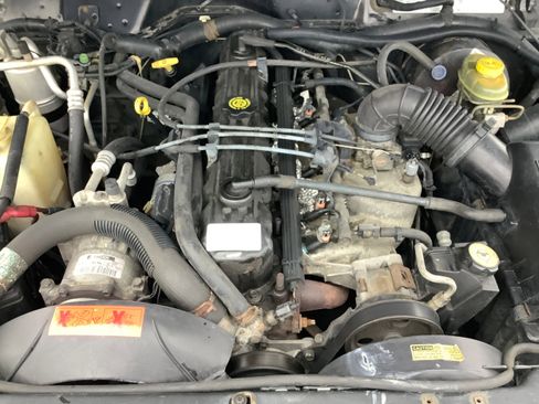 Used 2000 Jeep Cherokee SE image 10