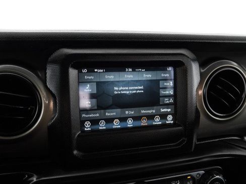 Used 2018 Jeep Wrangler Unlimited Sport S image 26