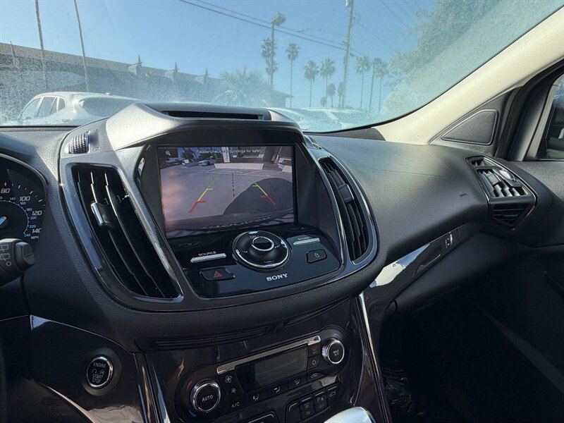 Used 2014 Ford Escape Titanium w/ Equipment Group 401A FWD image 21