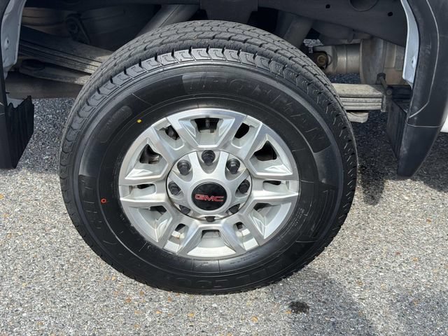Used 2025 GMC Sierra 2500 Pro w/ Convenience Package AWD/4WD image 5