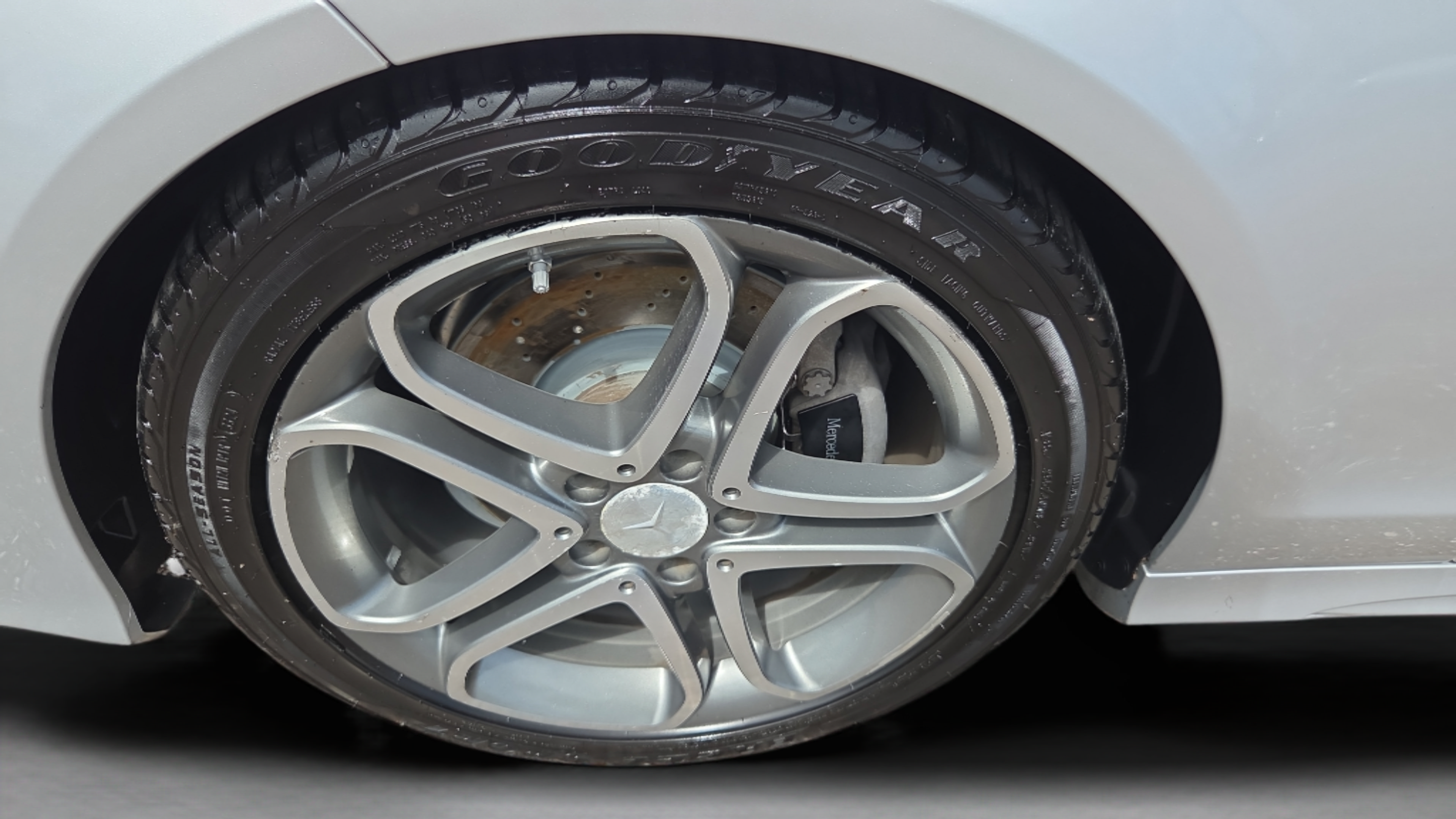 Used 2015 Mercedes-Benz CLS 400 image 33