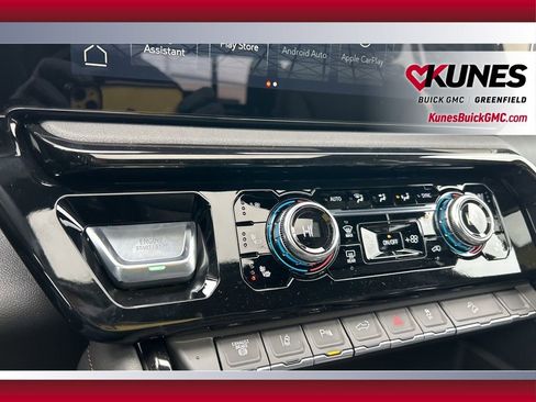 New 2026 GMC Sierra 2500 AT4 w/ AT4 Premium Plus Package image 31