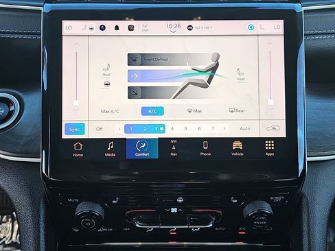 Used 2023 Jeep Grand Cherokee Limited image 21