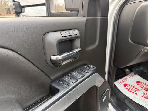 Used 2019 Chevrolet Silverado 2500 LTZ w/ Duramax Plus Package image 11