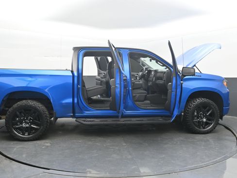 Used 2022 Chevrolet Silverado 1500 Custom AWD/4WD image 45