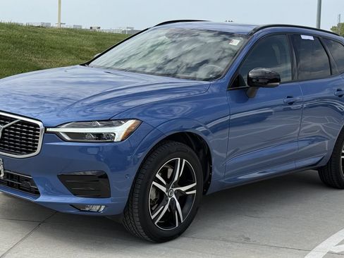 Used 2020 Volvo XC60 T6 R-Design AWD/4WD image 1