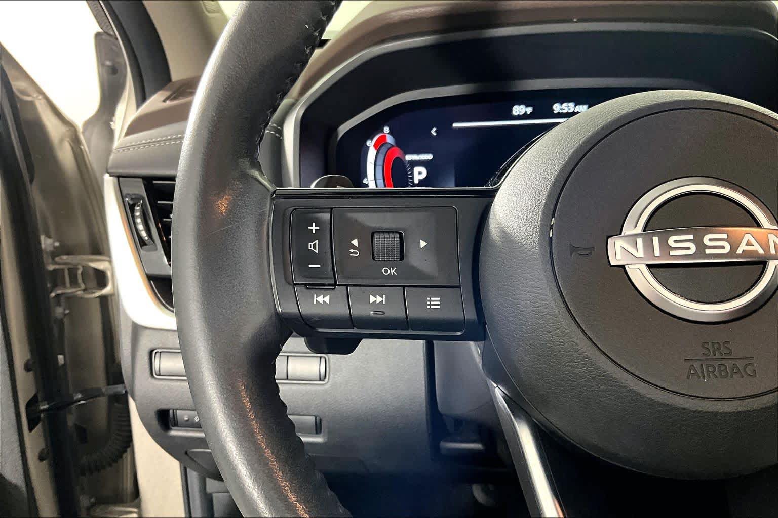 Used 2023 Nissan Rogue Platinum w/ Platinum Premium Package AWD/4WD image 22