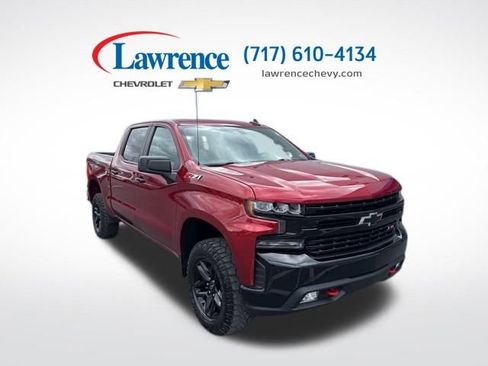 Used 2021 Chevrolet Silverado 1500 LT Trail Boss w/ Convenience Package II image 1