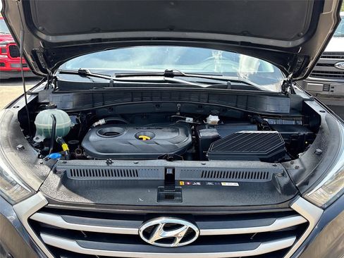Used 2018 Hyundai Tucson SE AWD/4WD image 27