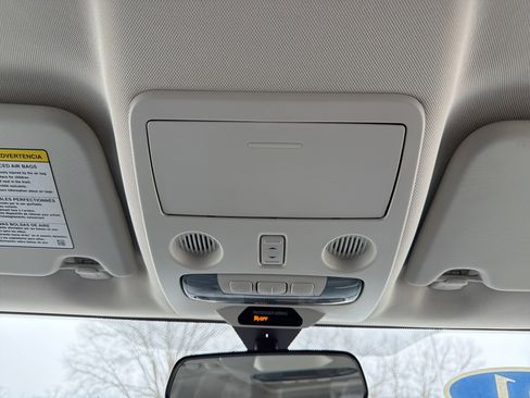 Used 2021 Ford EcoSport SE w/ SE Convenience Package image 17