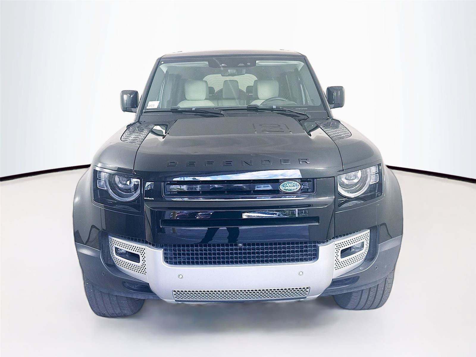 Used 2024 Land Rover Defender 130 S AWD/4WD image 2
