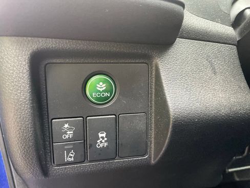 Used 2019 Honda HR-V EX image 10