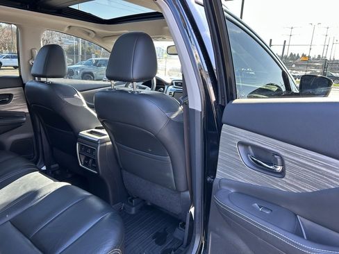 Used 2015 Nissan Murano Platinum w/ Platinum Technology Package image 13