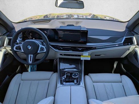 New 2026 BMW X5 M60i image 16