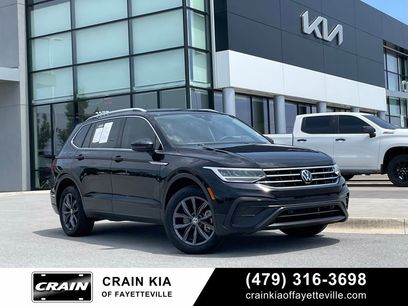 Used 2024 Volkswagen Tiguan SE