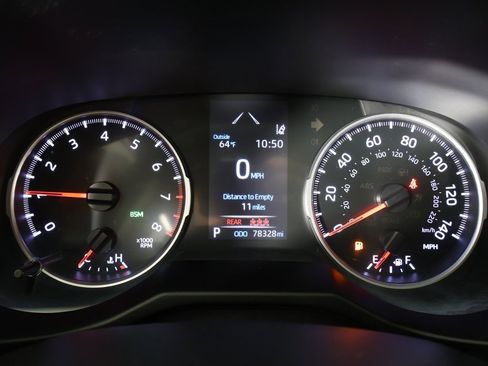 Used 2019 Toyota RAV4 LE image 36