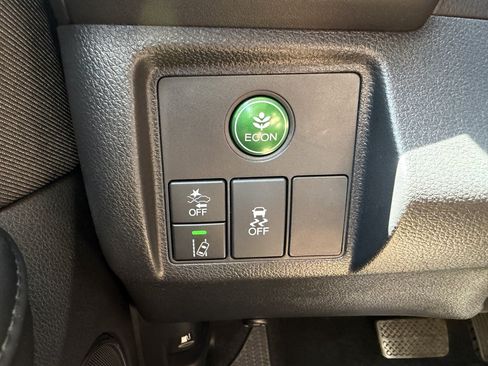 Used 2022 Honda HR-V EX image 25