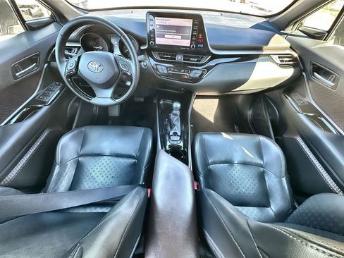 Used 2019 Toyota C-HR Limited image 20