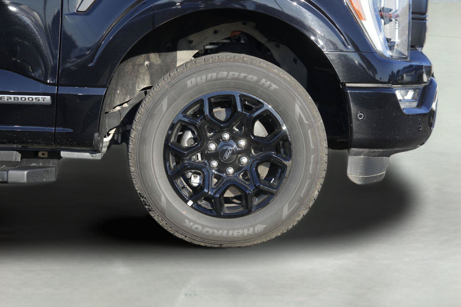 Used 2022 Ford F150 Lariat w/ Equipment Group 502A High AWD/4WD image 4