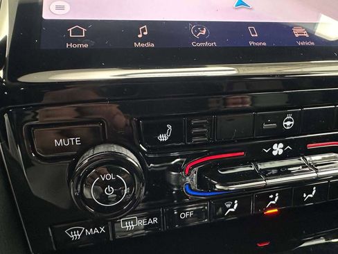 New 2025 Jeep Grand Cherokee Limited image 33