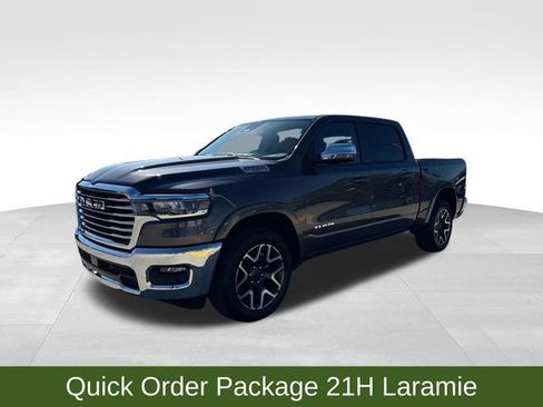Used 2025 RAM 1500 Laramie image 3