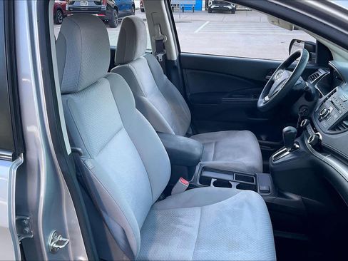 Used 2016 Honda CR-V LX image 9
