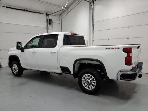 Used 2026 Chevrolet Silverado 2500 LT AWD/4WD image 6