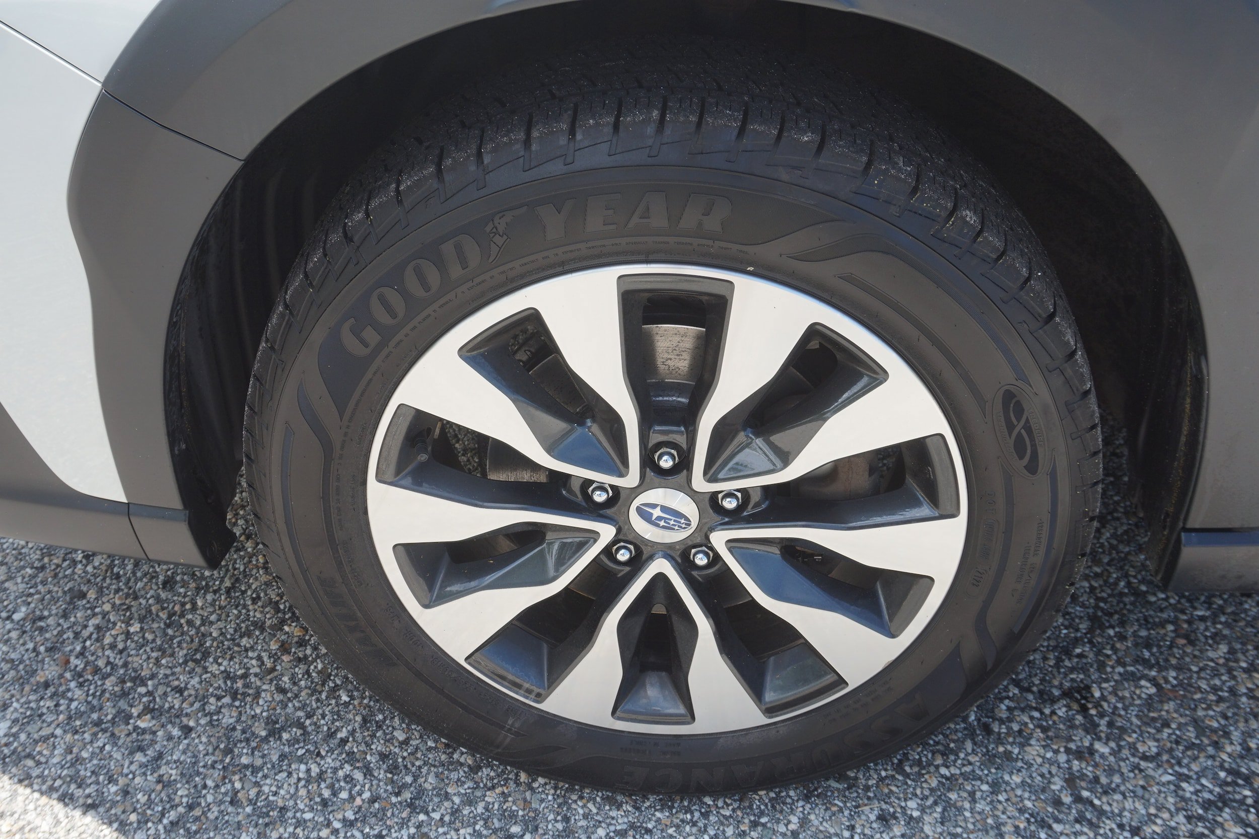 Used 2023 Subaru Outback Limited AWD/4WD image 9