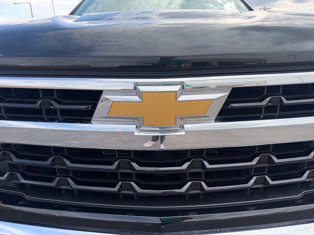 Used 2023 Chevrolet Silverado 1500 LT AWD/4WD image 7
