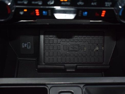 Used 2023 Ford F150 Lariat w/ Equipment Group 502A High image 39