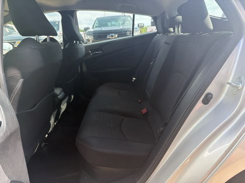 Used 2018 Toyota Prius Two w/ Prius Two Safety Plus Package FWD image 23