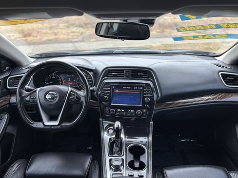 Used 2017 Nissan Maxima Platinum image 27