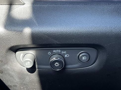Used 2019 Chevrolet Traverse LT w/ LPO, Floor Liner Package AWD/4WD image 29