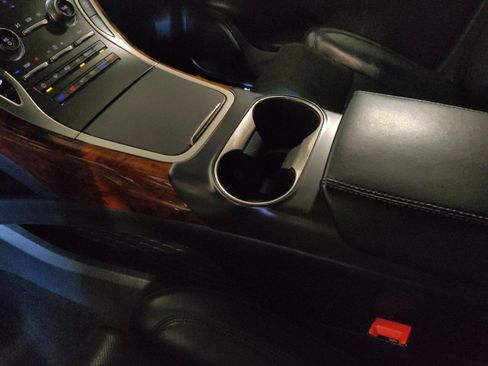 Used 2018 Lincoln MKX Reserve w/ Driver Assistance Package image 26