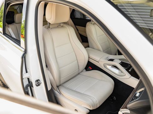 Used 2022 Mercedes-Benz GLE 350 image 4