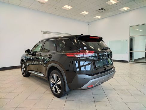 Used 2022 Nissan Rogue SL w/ SL Premium Package AWD/4WD image 5
