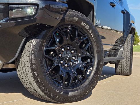 Used 2025 GMC Hummer EV 2X image 8