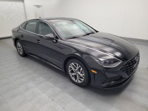 Used 2023 Hyundai Sonata SEL w/ Preferred Accessory Package FWD image 11