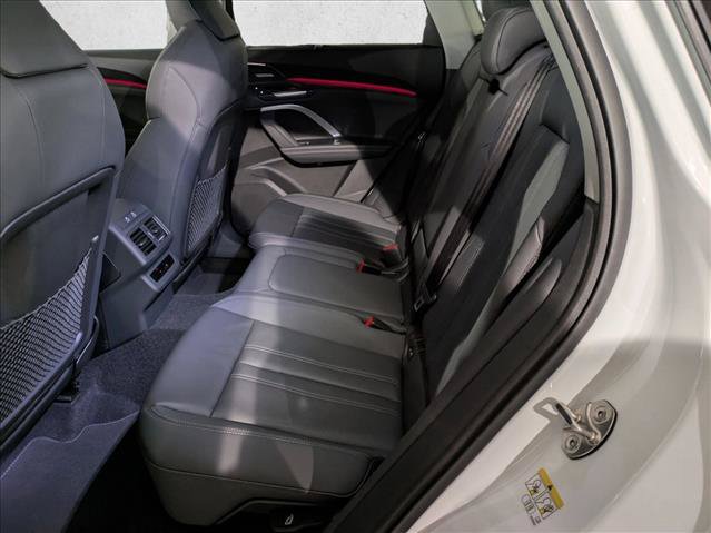 New 2025 Audi Q5 Premium AWD/4WD image 17
