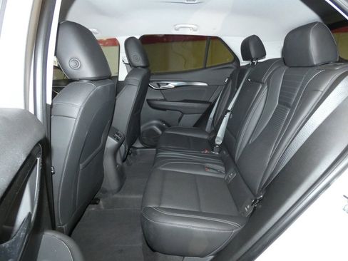 Used 2025 Buick Envision Preferred image 21